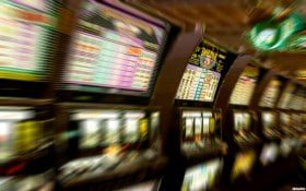 mmkjlvip အက်ပ် Football Live Casino Slots Esports လုပ်ဆောင်ချက်များ